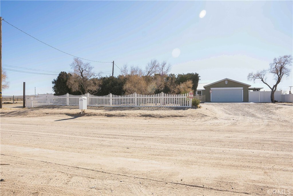Property Photo: 3720 Sweeten Lane CA 92311