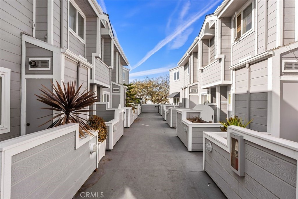 Property Photo: 24582 Del Prado 202 CA 92629