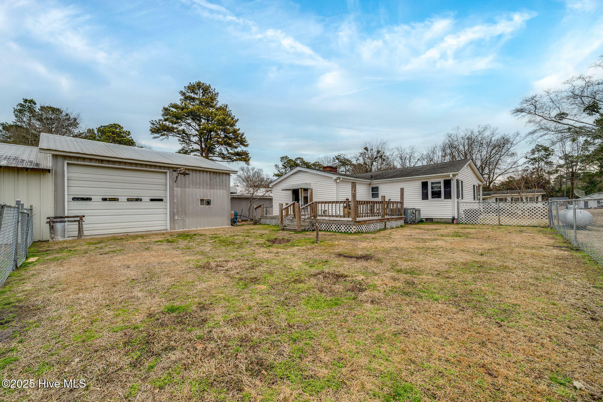 Property Photo:  221 First Street  NC 28466 