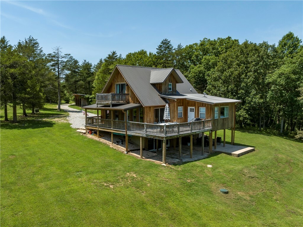 Property Photo:  804 County Road 212  AR 72631 