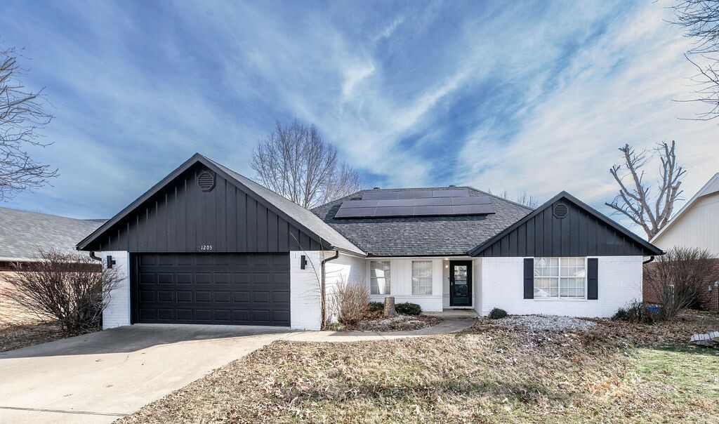 Property Photo:  1205 37th  AR 72756 