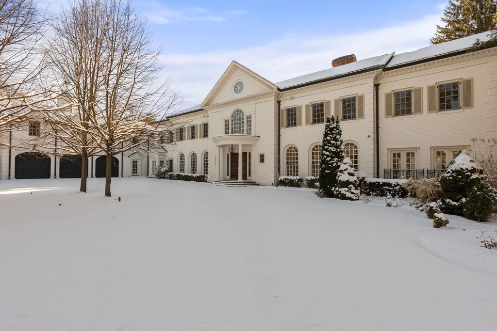 Property Photo:  200 Pond Road  MA 02482 