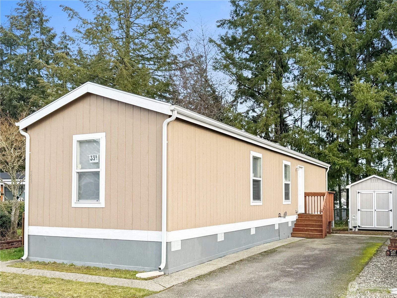 Property Photo:  1111  Archwood Drive SW 334  WA 98502 