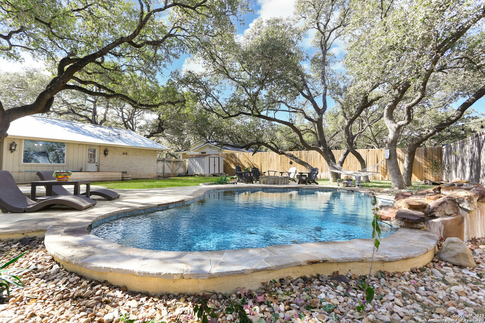 Property Photo:  333 Meadowbrook  TX 78232 