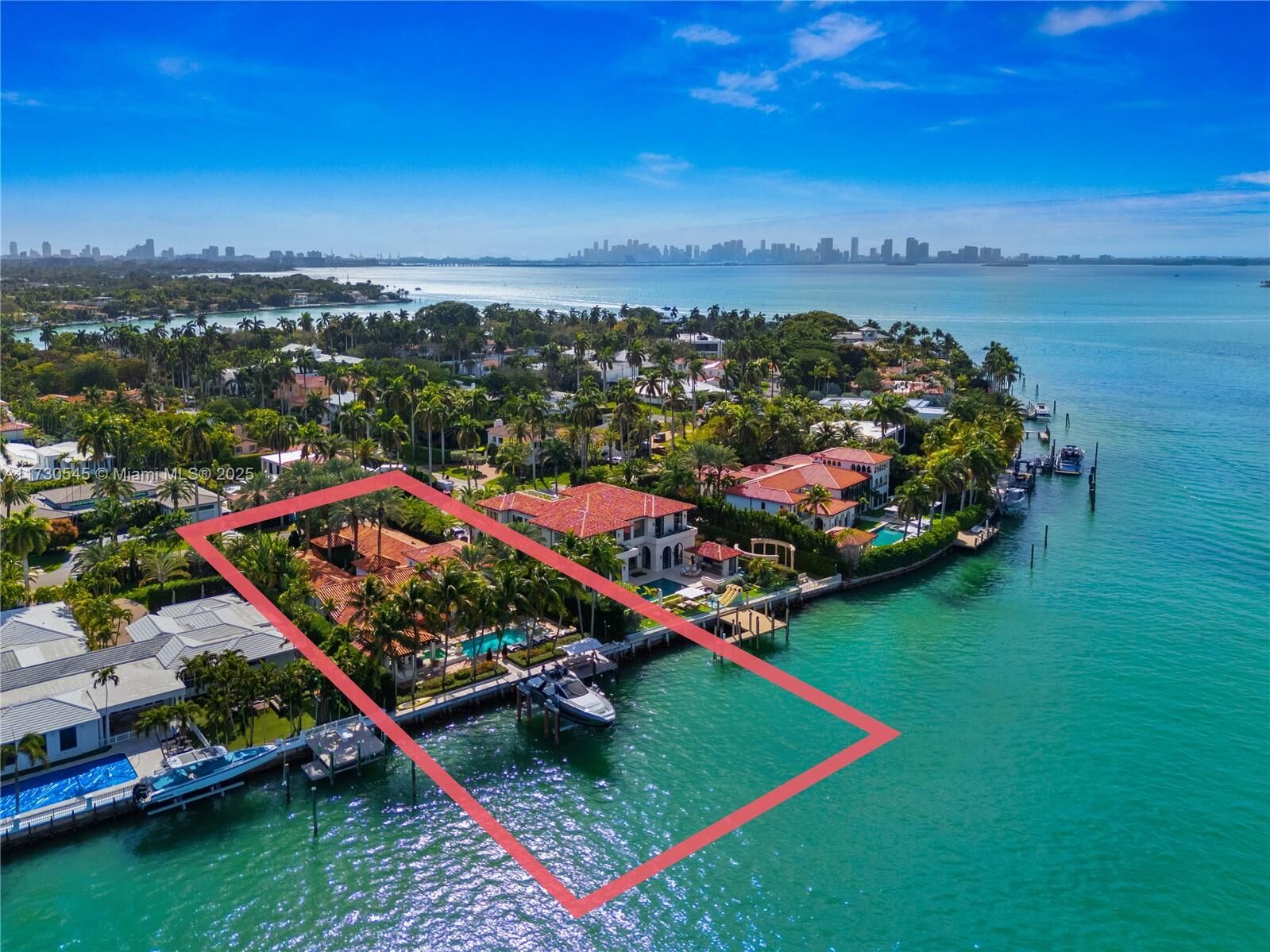 Property Photo:  68 La Gorce Cir  FL 33141 