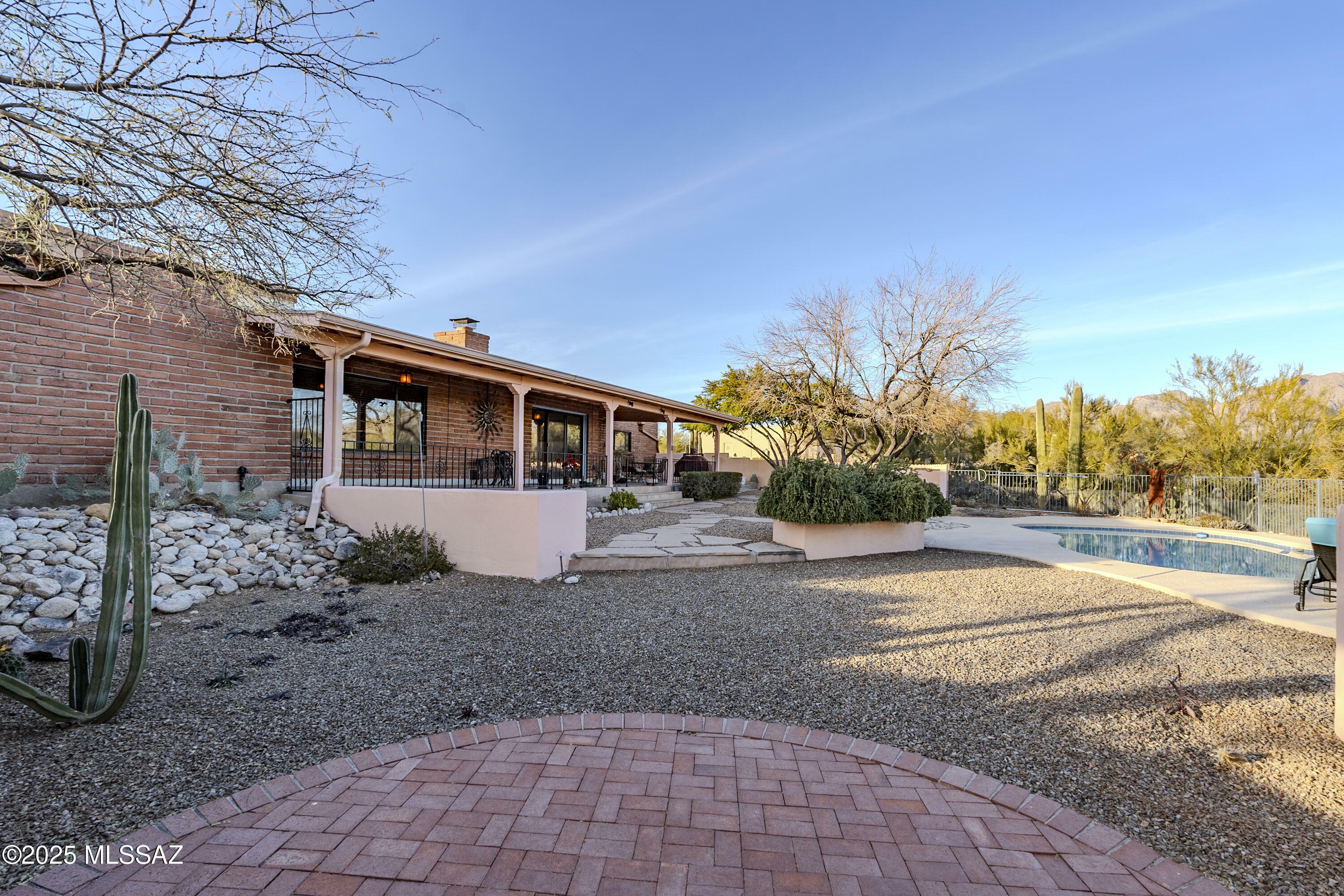 Property Photo:  5140 N Via Condesa  AZ 85718 