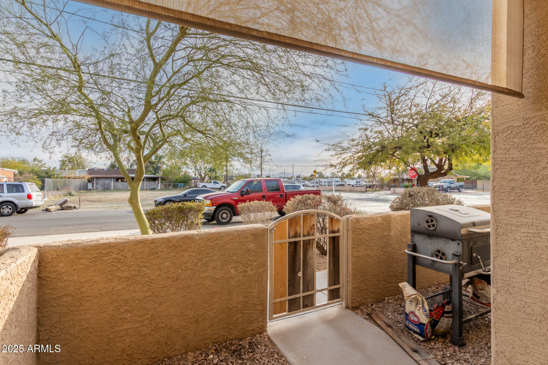 Property Photo:  9615 N 13th Avenue 102  AZ 85021 