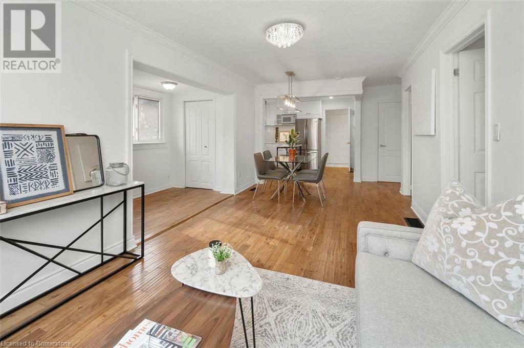 Property Photo:  642 West 5th Street  ON L9C 3R2 