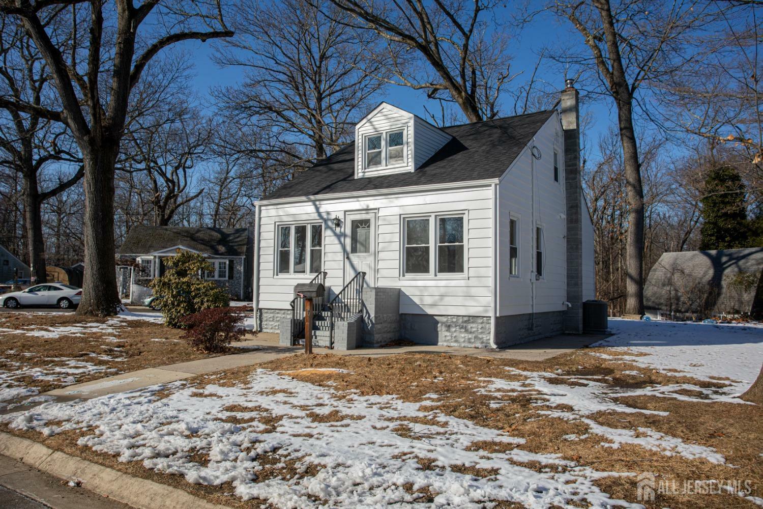 Property Photo:  35 Red Bank Road  NJ 08884 