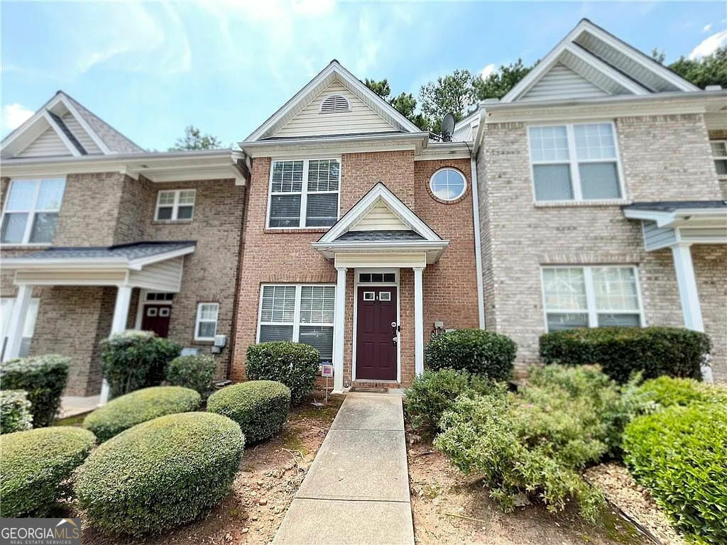 Property Photo: 2025 Austin Park Circle GA 30032