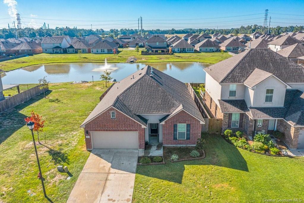 Property Photo: 317 Langley Drive LA 70665