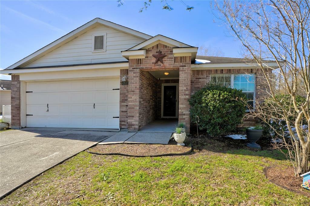 Property Photo:  4807 Neches Court  TX 77386 