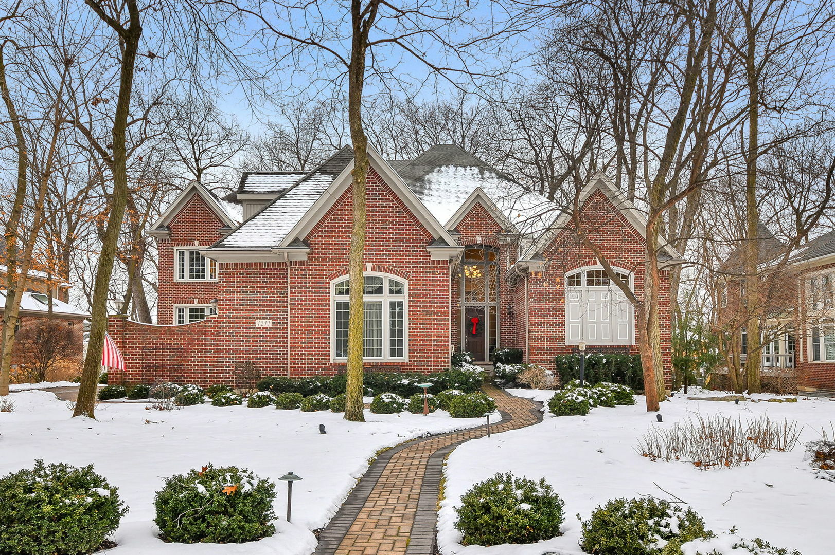 Property Photo:  1211 Bonnema Court  IL 60565 