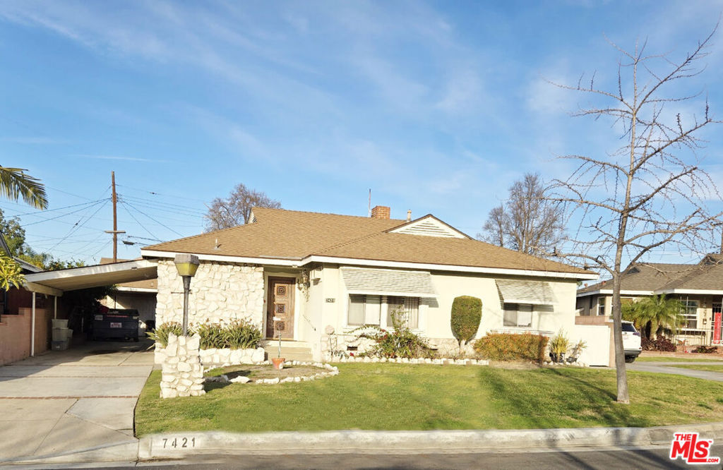Property Photo: 7421 Ivo Street CA 90240