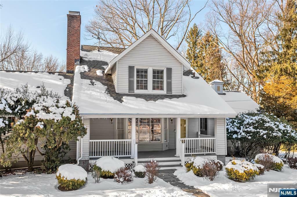 Property Photo:  583 Mountain Avenue  NJ 07006 