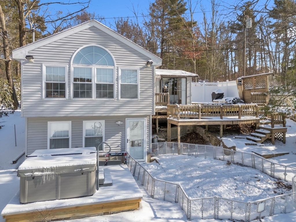 Property Photo: 5 Laurel Glades MA 01516