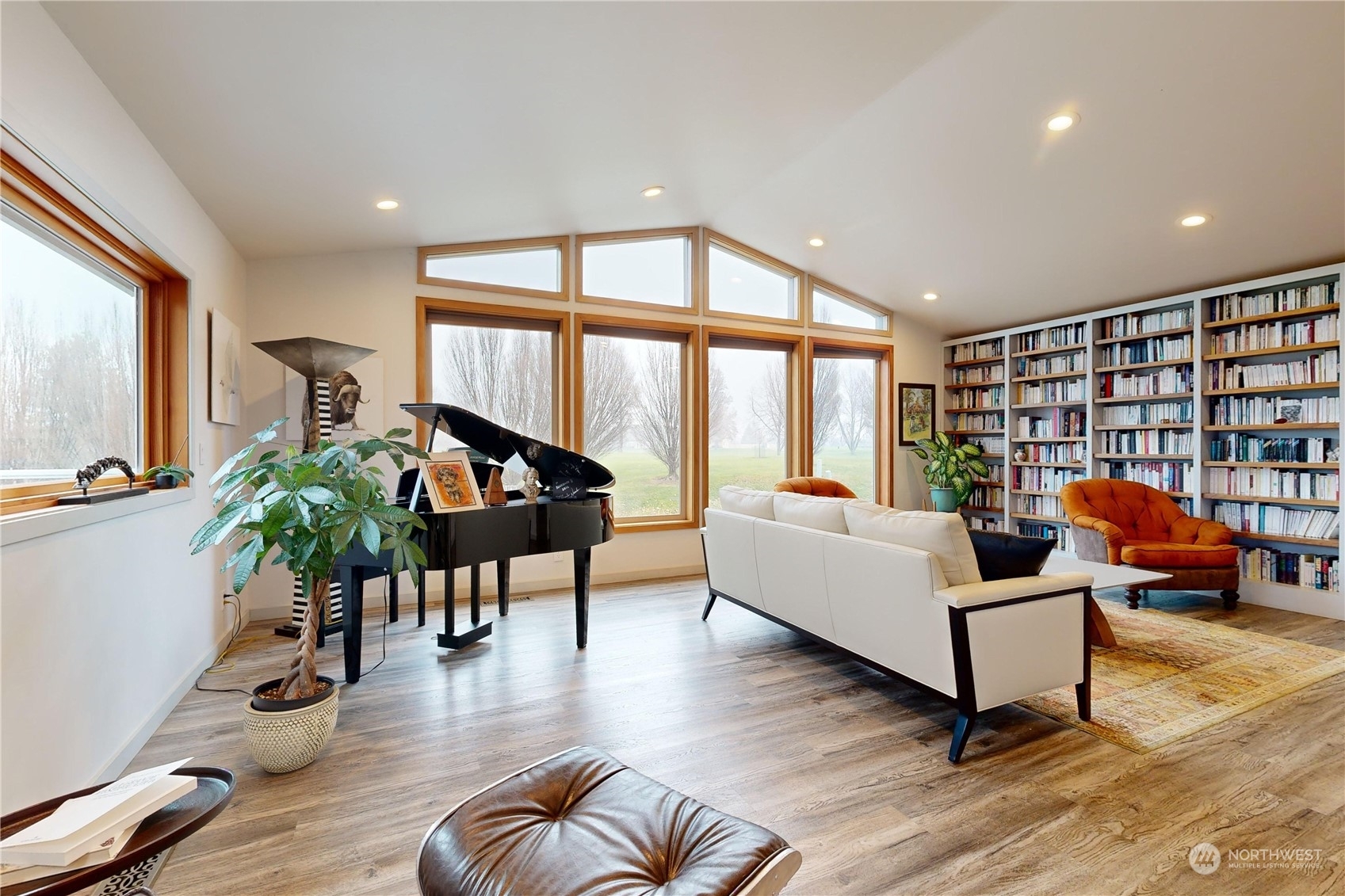 Property Photo: 2425 Country Club Road WA 99362