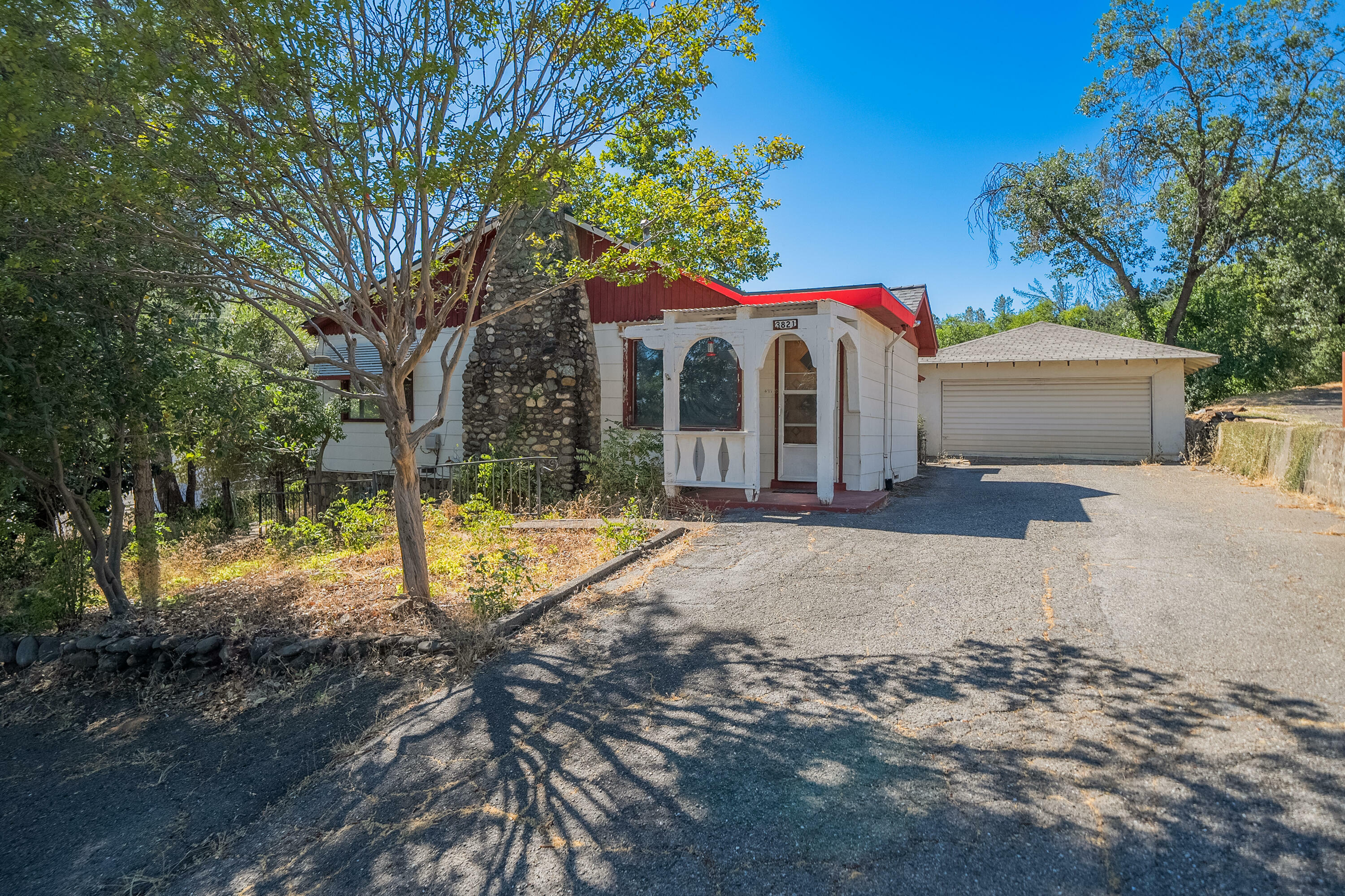 Property Photo:  3821 Willow Street  CA 96019 