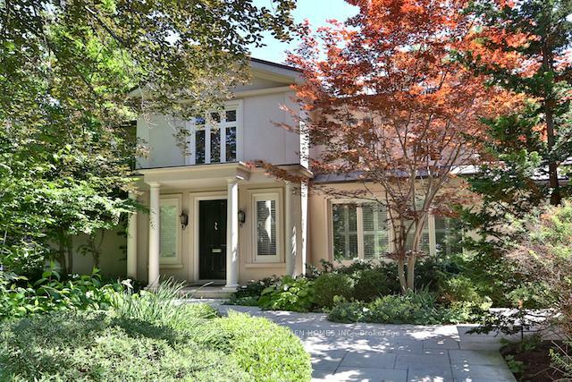 Property Photo: 7 Valleyanna Drive ON M4N 1J7