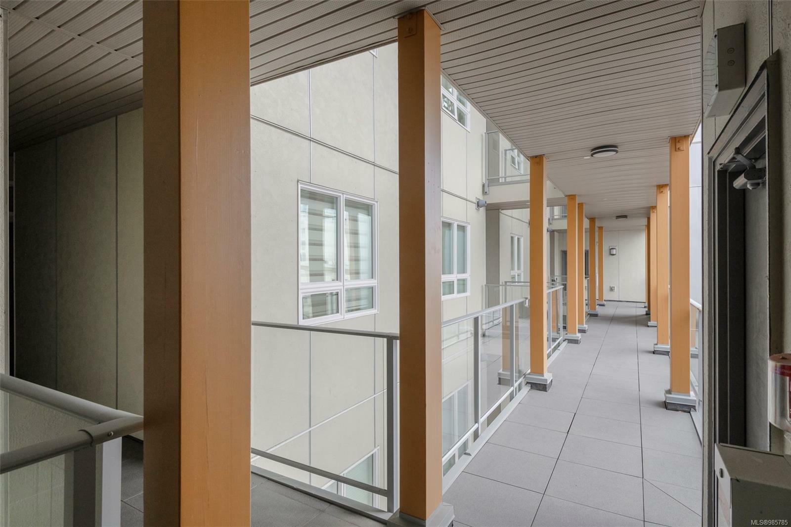 Property Photo: 10 Chapel St 303 BC V9R 5H2