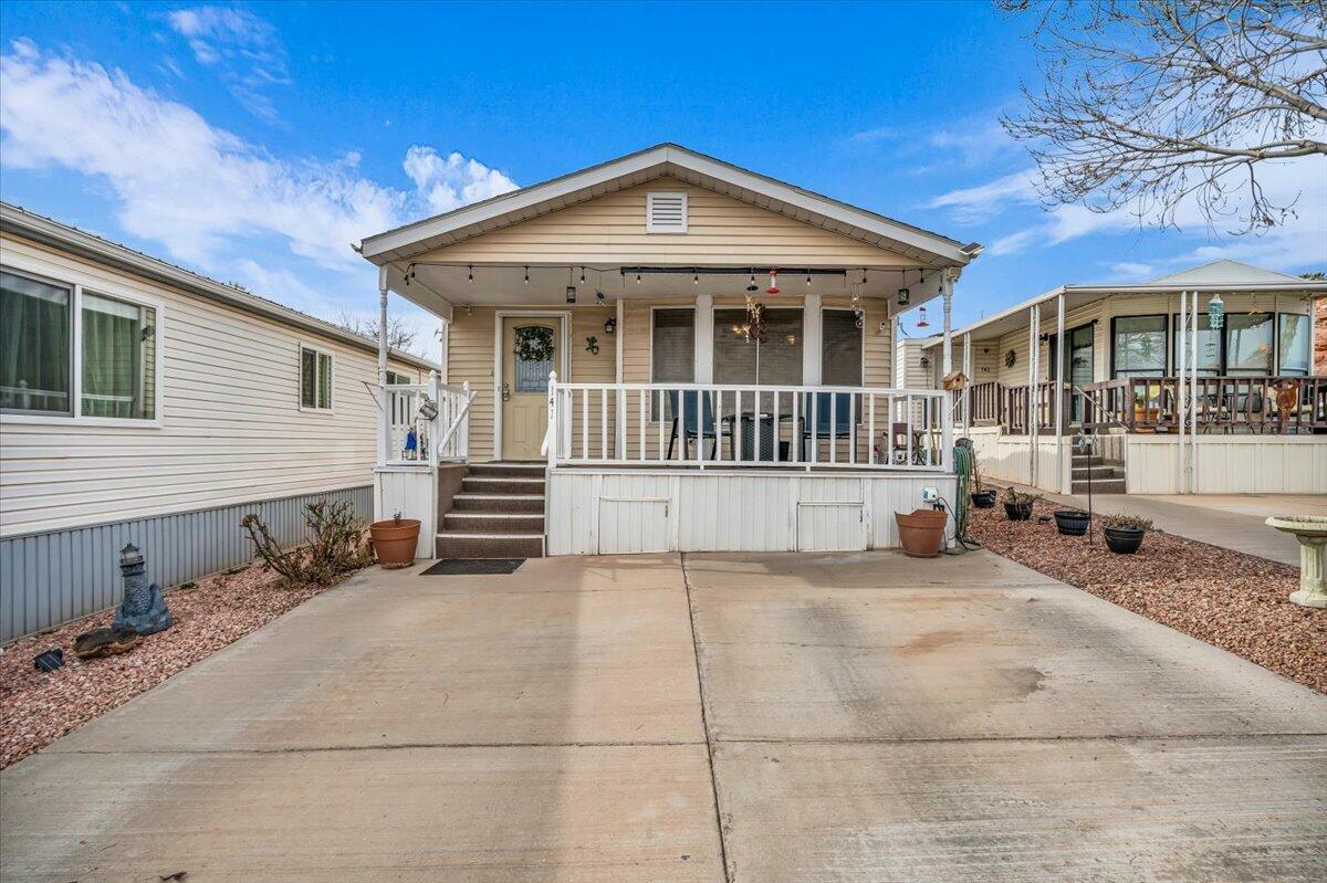 Property Photo:  1150 W Red Hills Parkway #141  UT 84780 