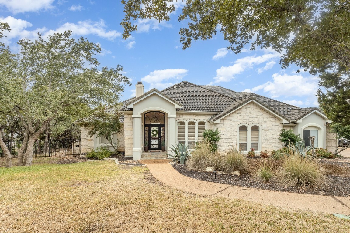 Property Photo:  5019 McIntyre Circle  TX 78734 