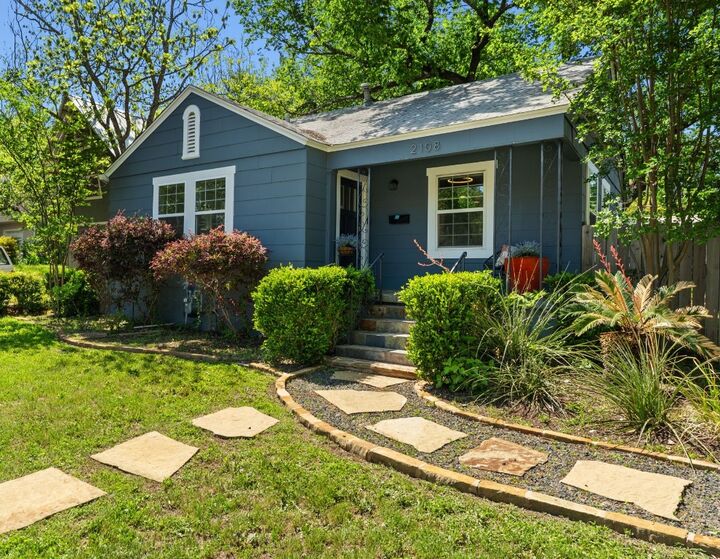 Property Photo: 2108 Glendale Place TX 78704