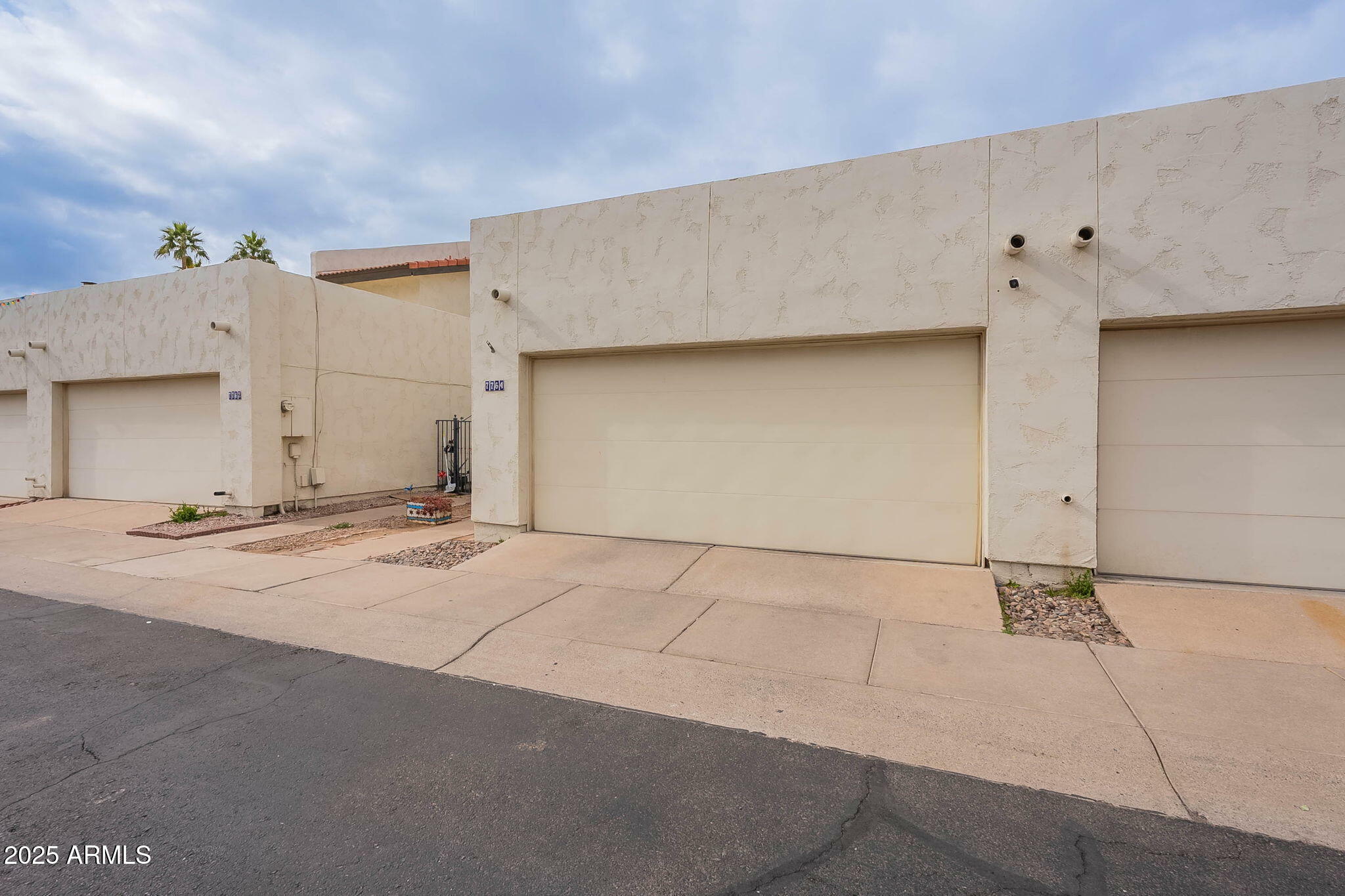 Property Photo:  7764 N 19th Drive  AZ 85021 