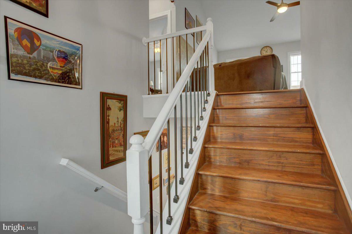 Property Photo:  422 E Hykes Road  PA 17225 