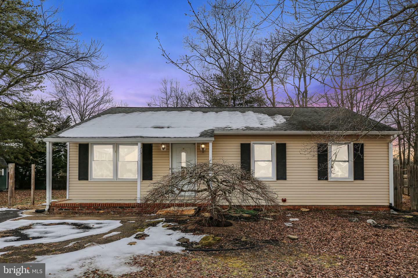 Property Photo: 6004 Cathedral Road VA 22407