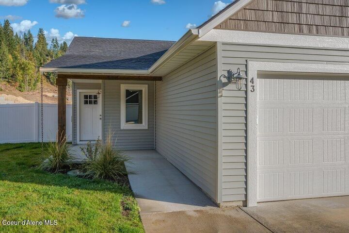 Property Photo:  43 Bingham Way  ID 83856 