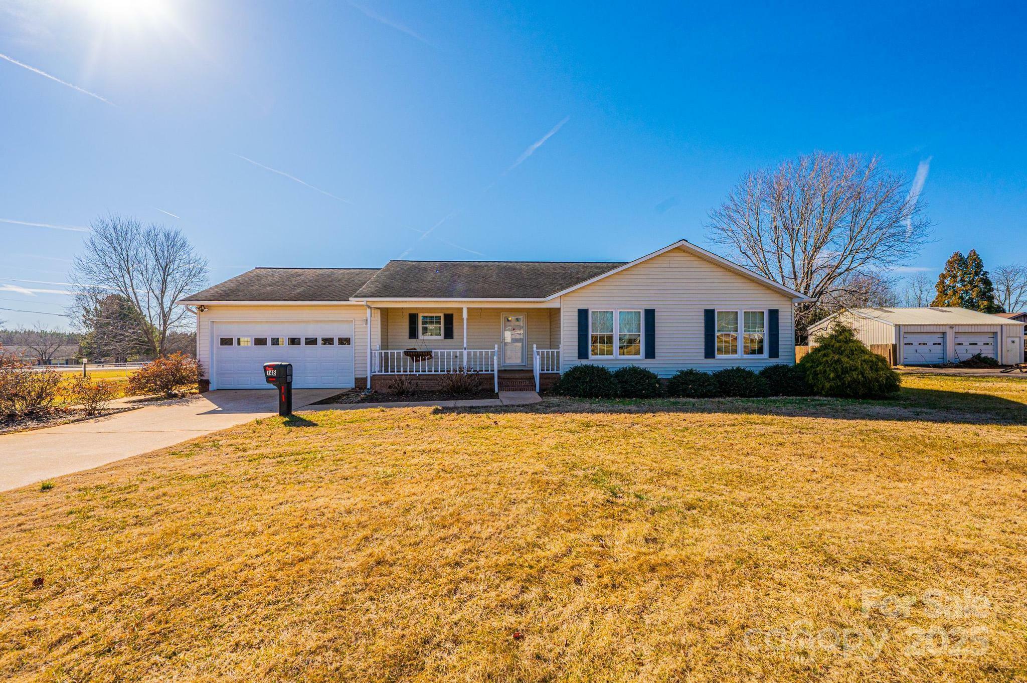 Property Photo:  748 Skinner Road  NC 28152 