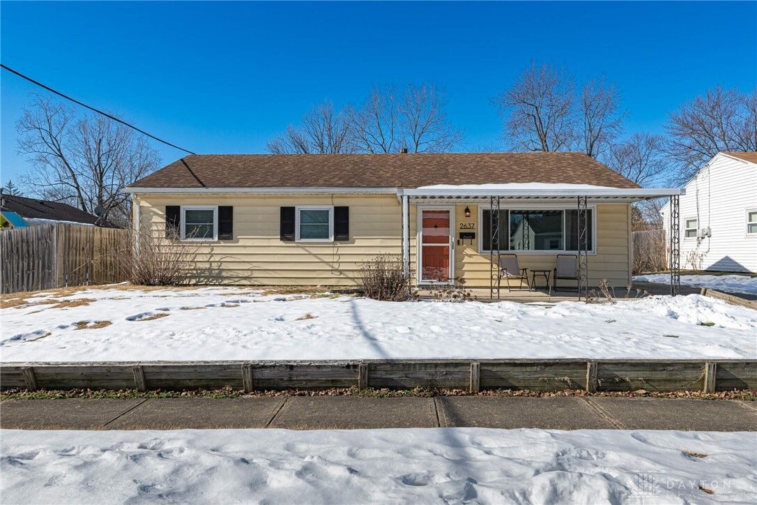 Property Photo:  2637 Crestwell Place  OH 45420 