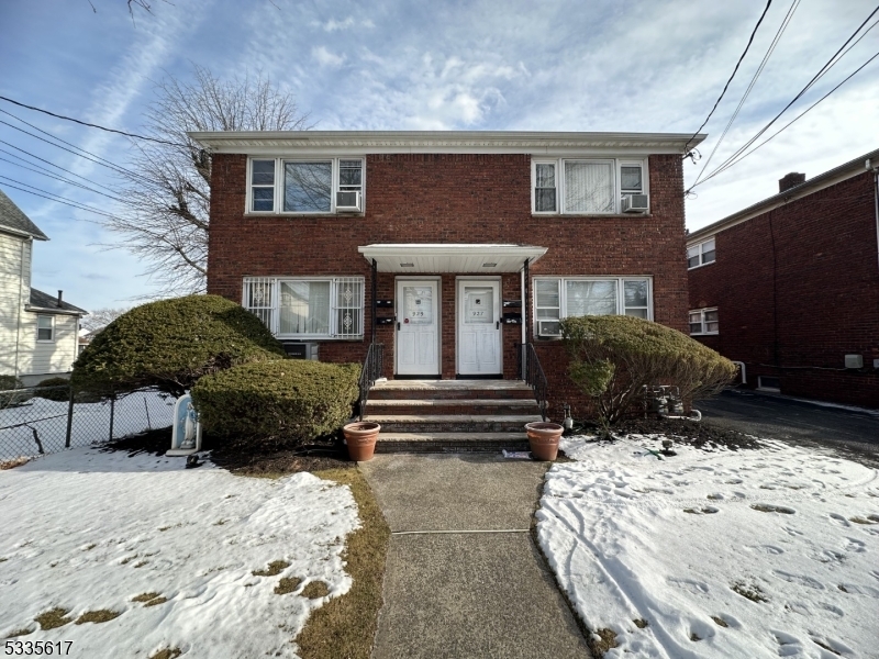 927 Jackson Ave  Elizabeth City NJ 07201 photo
