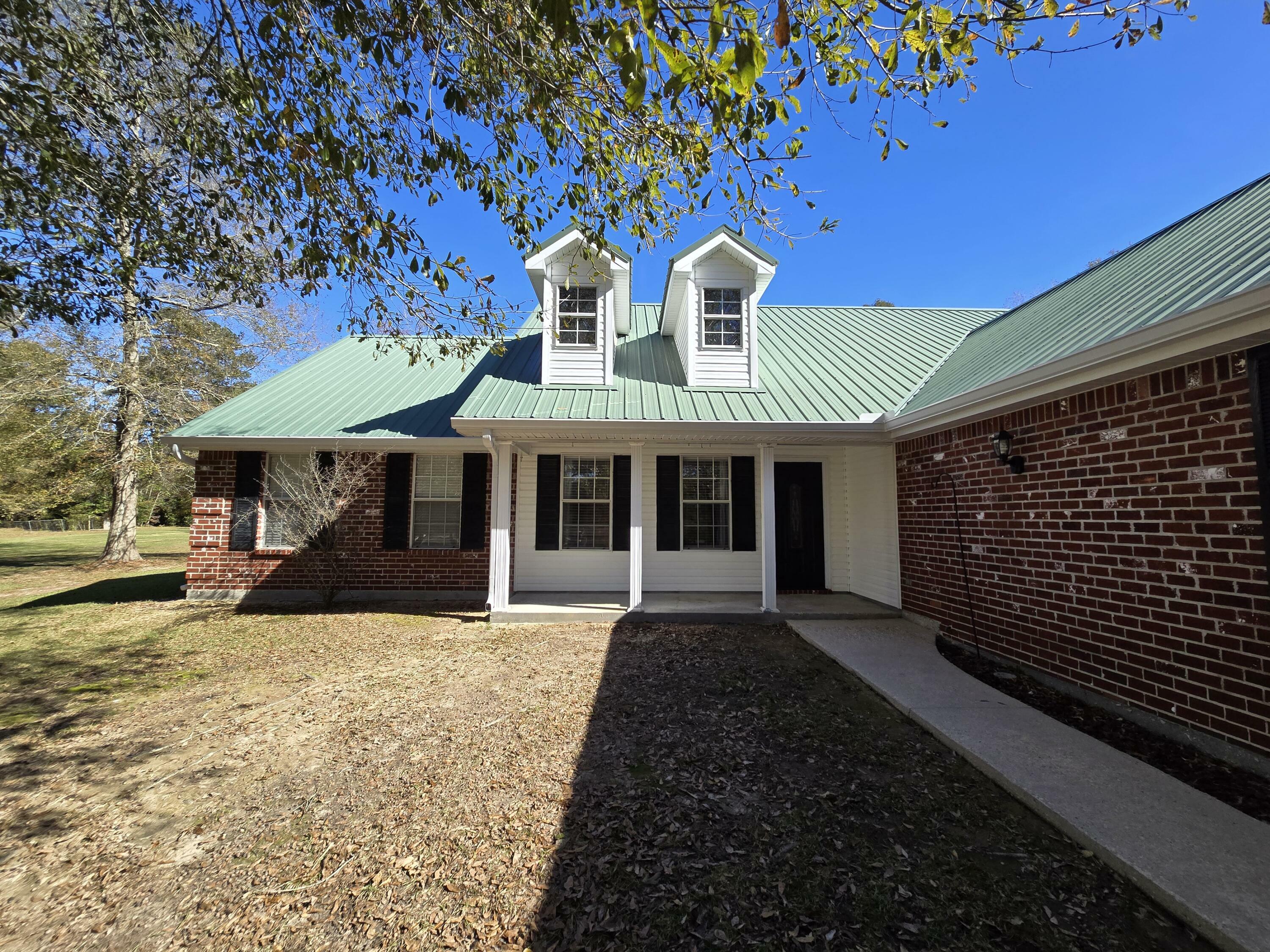 Property Photo:  118 Hickory Ridge Dr.  MS 39466 