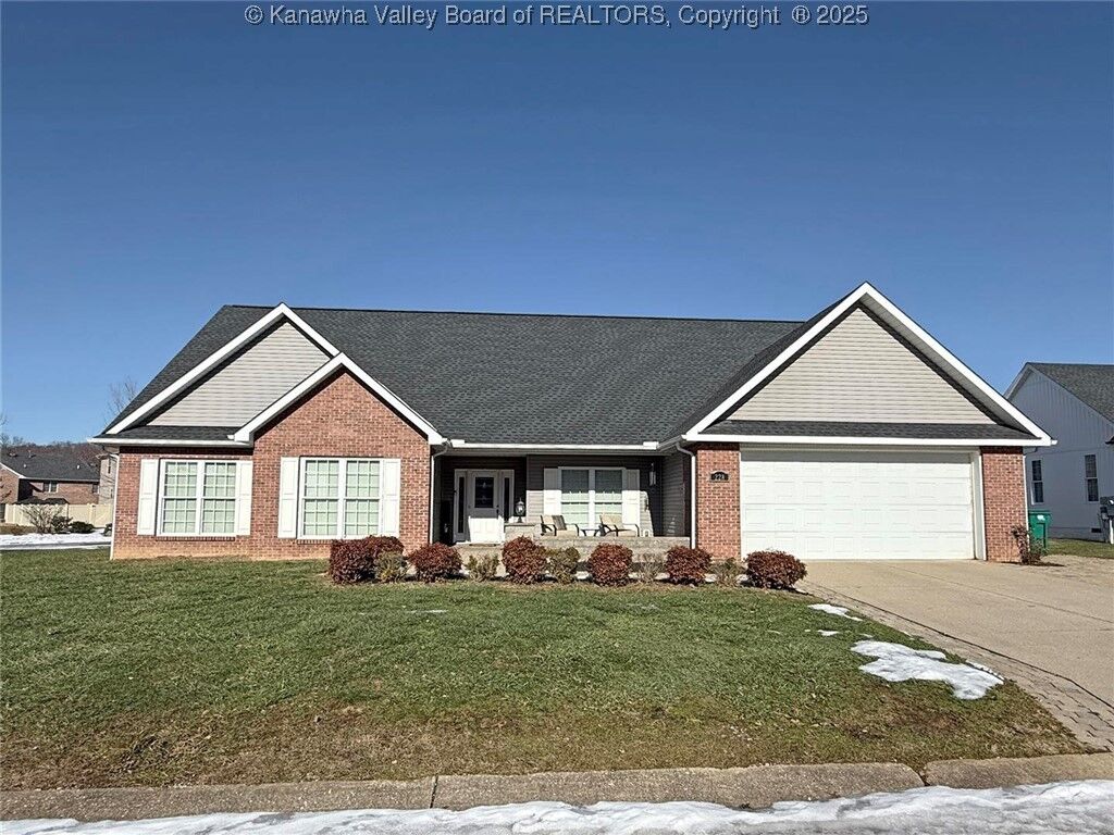 Property Photo: 228 Glen Oaks Court WV 25526