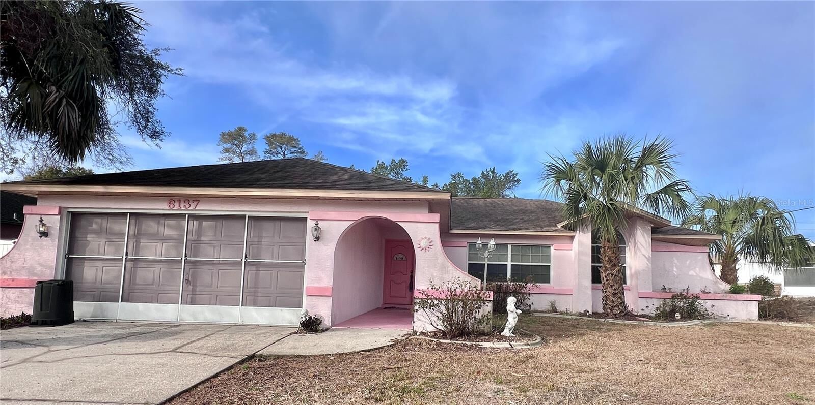 Property Photo:  6137 Mountain Way Avenue  FL 34608 
