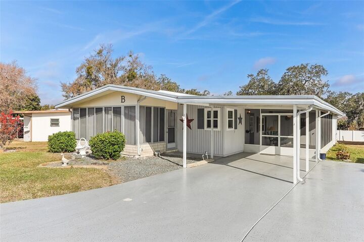 Property Photo:  11 Orangewood Drive  FL 34731 
