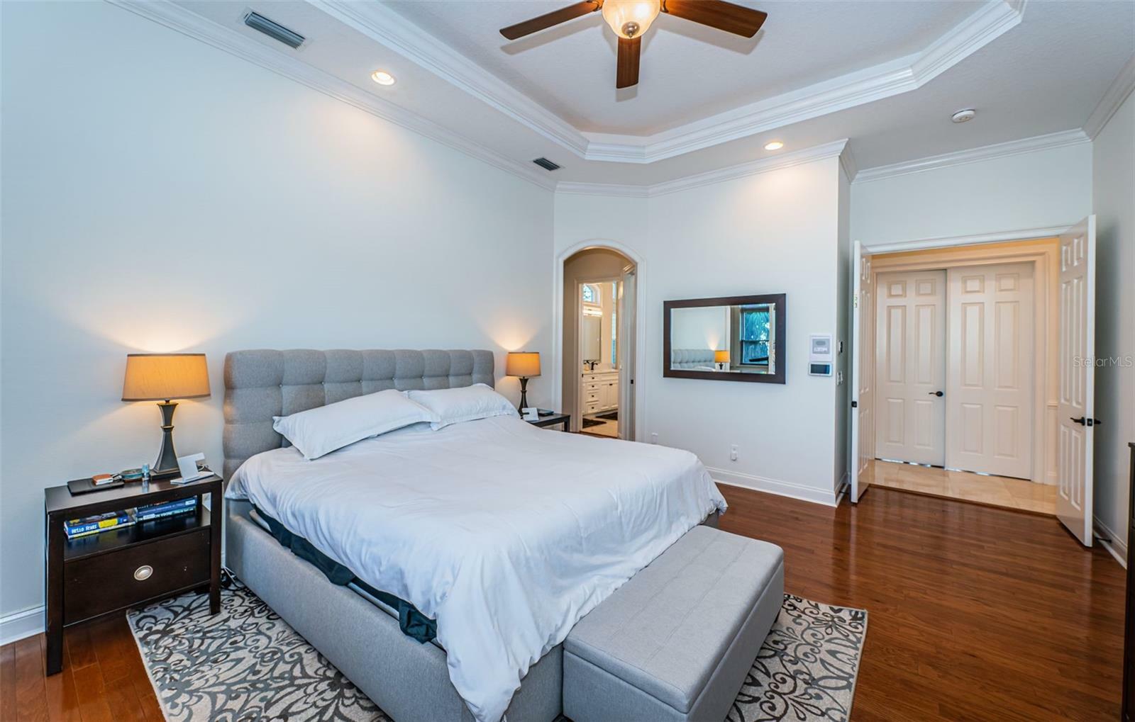 Property Photo:  4419 Bayshore Boulevard NE  FL 33703 