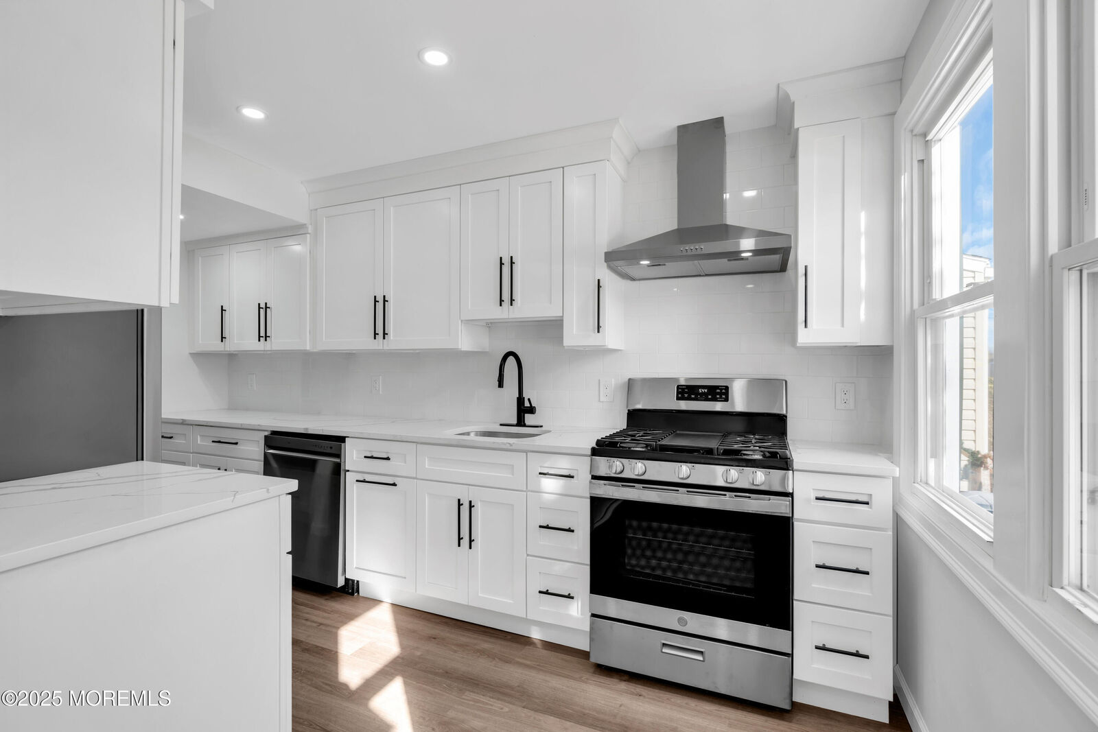 Property Photo:  5 Belshaw Avenue  NJ 07724