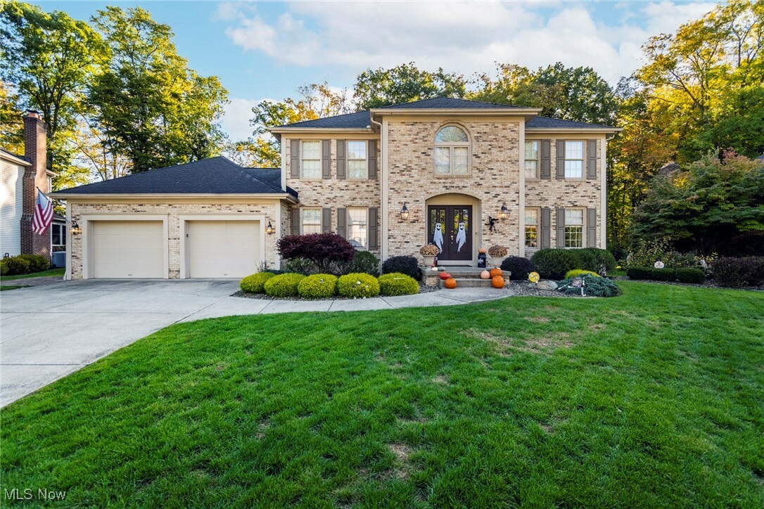 Property Photo: 3637 Hummingbird Hill Drive OH 44514