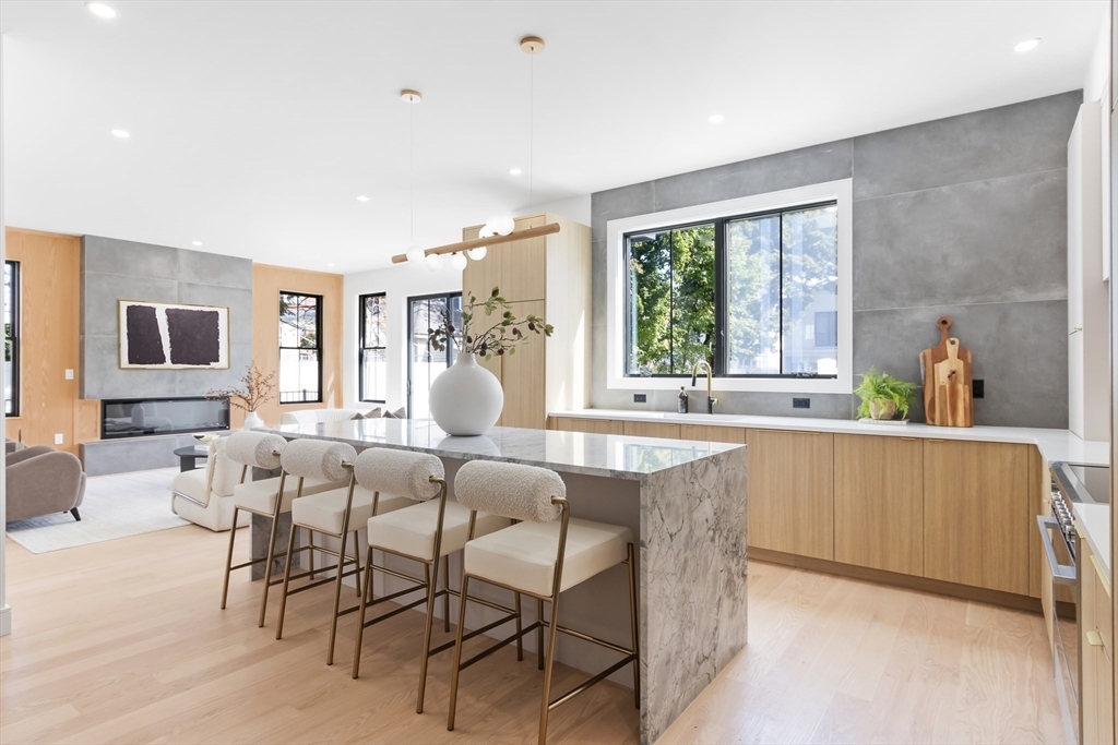 Property Photo: 10-12 Jasset St 10 MA 02458