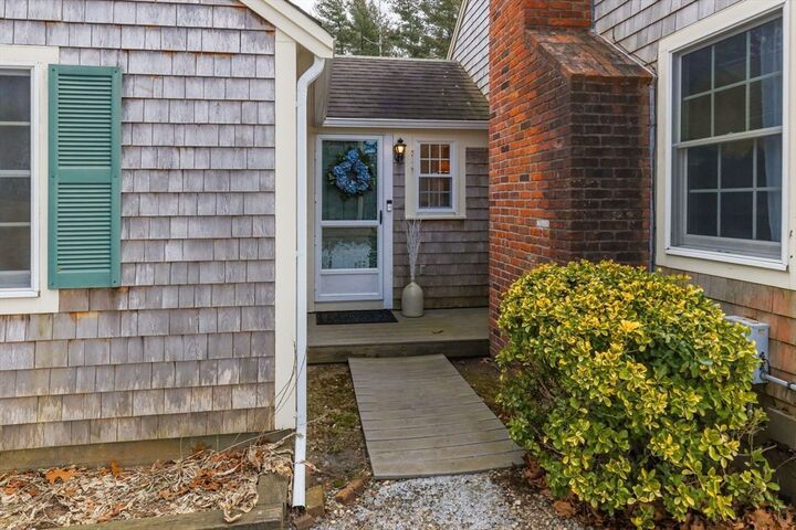 Property Photo:  124 Grove St  MA 02635 