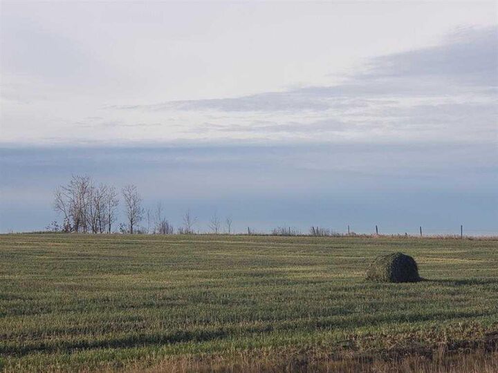 721072 Range Road 53 — photo 1