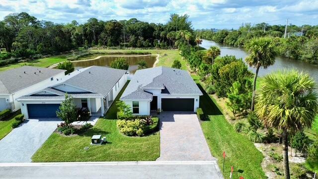 Property Photo: 6716 Pointe Of Woods Drive FL 33413