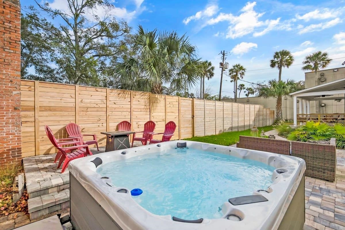Property Photo: 15 Shenandoah St FL 32084
