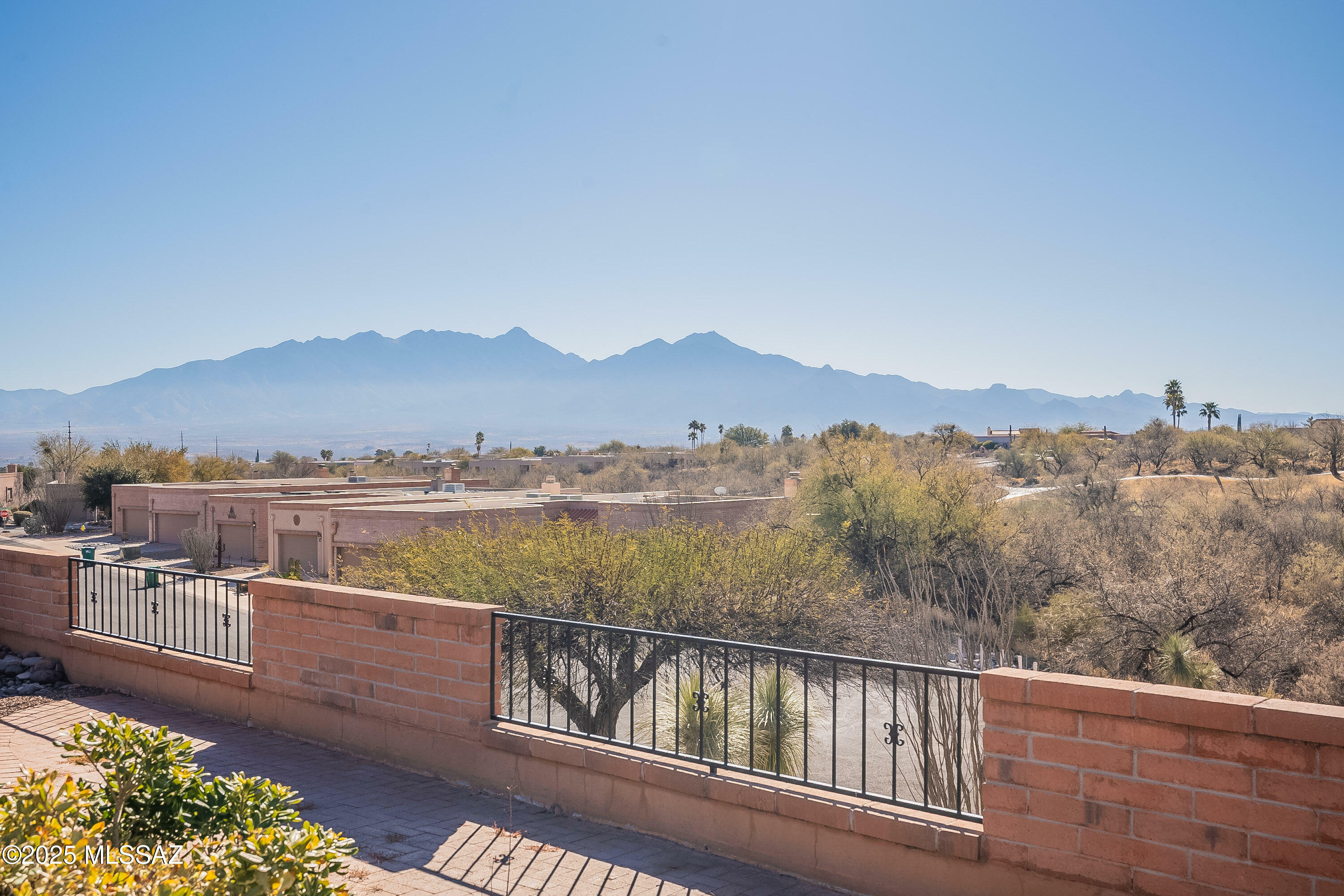 Property Photo:  1895 W Camino Del Huarache  AZ 85622 