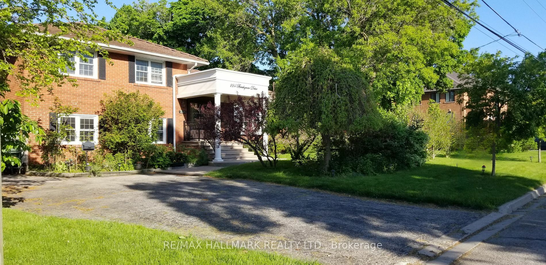 Property Photo:  224 Beechgrove Dr  ON M1E 3Z5 