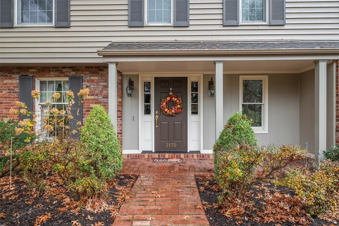 Property Photo:  2170 Meadowmont Drive  PA 15241 