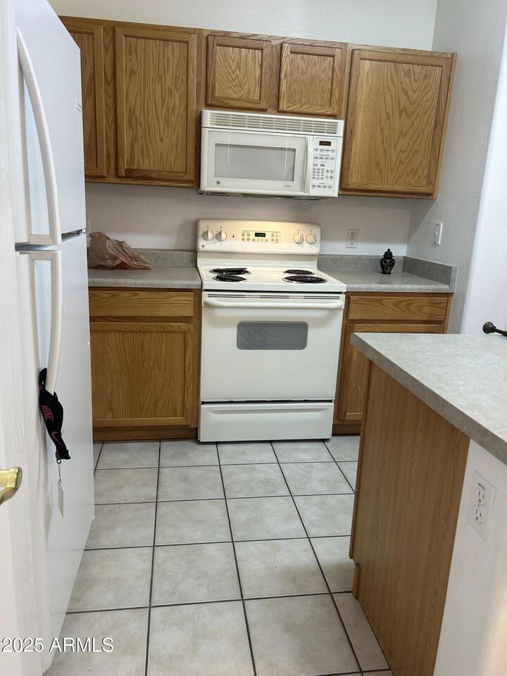 Property Photo:  1170 S 17th Place  AZ 86326 